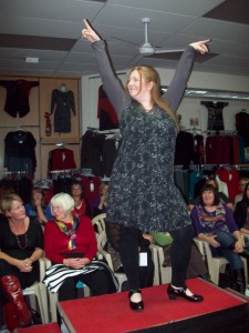 2012 fashion parade - Glen 078